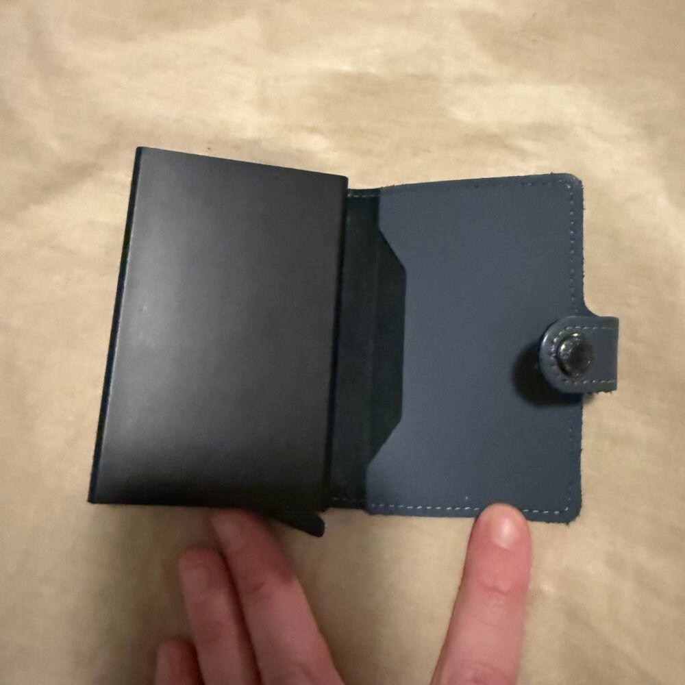 Secrid Wallet - Picture 3 of 4